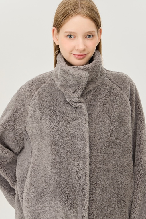 https://img.benettonmall.com/PARTS/KB/24F/BAJP61461GR_MB_D2.jpg