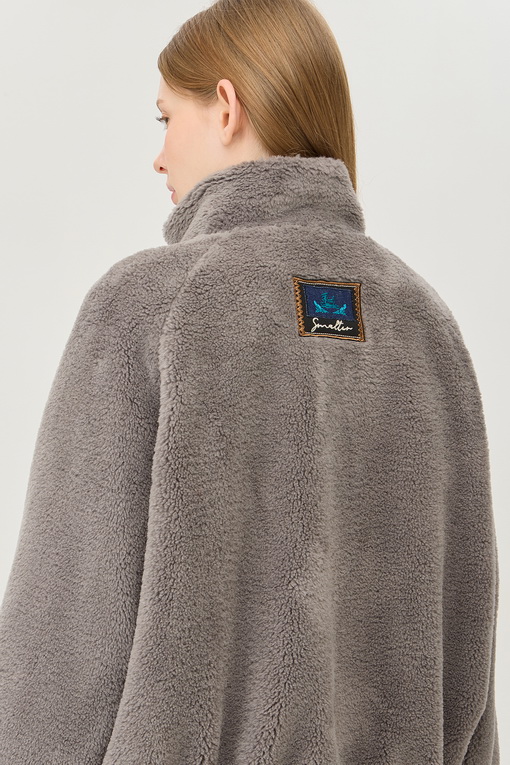 https://img.benettonmall.com/PARTS/KB/24F/BAJP61461GR_MB_D3.jpg