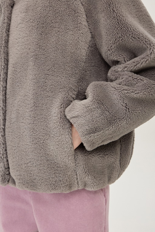 https://img.benettonmall.com/PARTS/KB/24F/BAJP61461GR_MB_D4.jpg