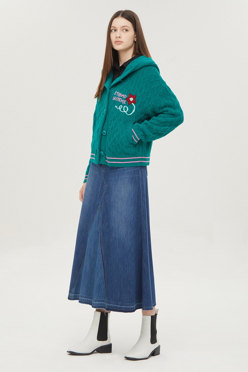 https://img.benettonmall.com/PARTS/KB/24F/BAKC55461GN_MB_D5.jpg
