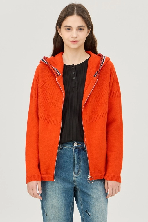 https://img.benettonmall.com/PARTS/KB/24F/BAKC59461RD_MB.jpg