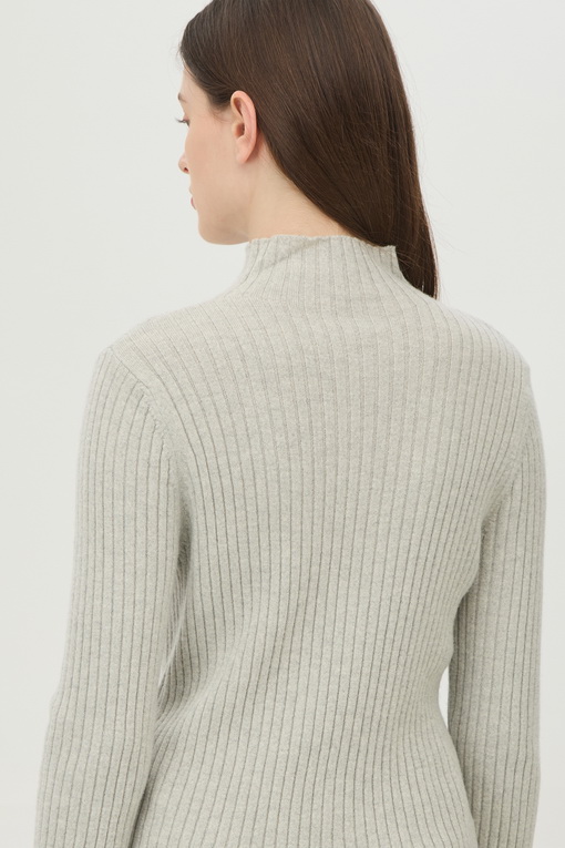https://img.benettonmall.com/PARTS/KB/24F/BAKP53461MG_MB_D4.jpg