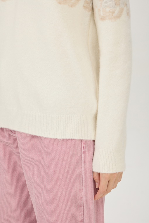 https://img.benettonmall.com/PARTS/KB/24F/BAKP59461IV_MB_D4.jpg