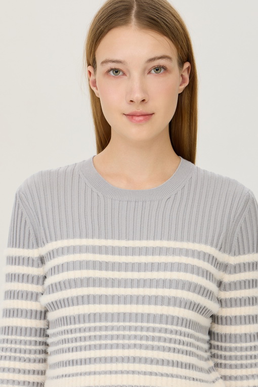 https://img.benettonmall.com/PARTS/KB/24F/BAKP65461LG_MB_D2.jpg