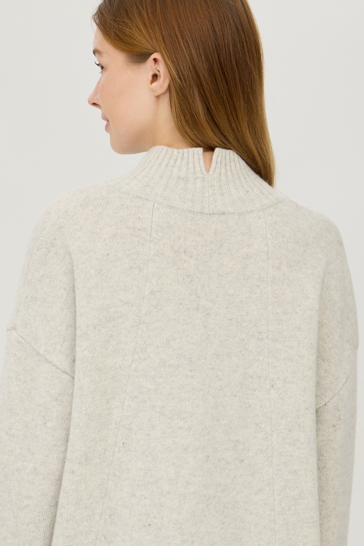 https://img.benettonmall.com/PARTS/KB/24F/BAKP66461LG_MB_D3.jpg
