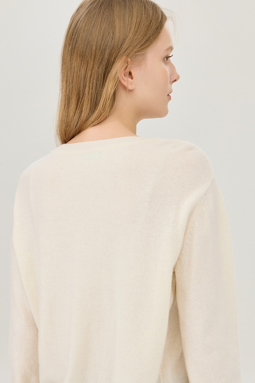 https://img.benettonmall.com/PARTS/KB/24F/BAKP68461IV_MB_D3.jpg