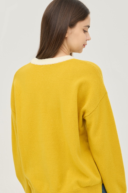 https://img.benettonmall.com/PARTS/KB/24F/BAKP69461YE_MB_D3.jpg