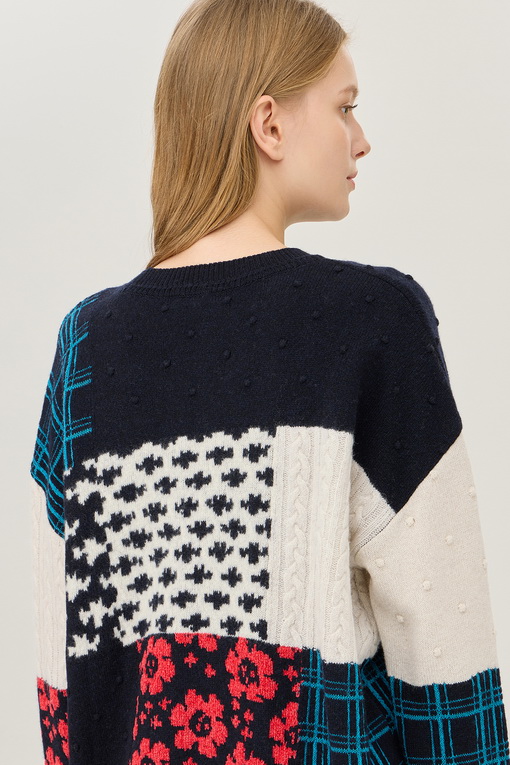 https://img.benettonmall.com/PARTS/KB/24F/BAKP70461NY_MB_D3.jpg