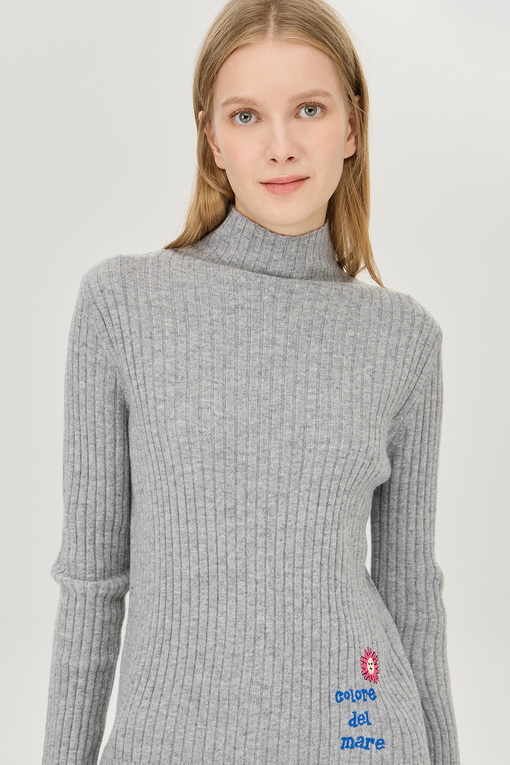https://img.benettonmall.com/PARTS/KB/24F/BAKPF2461MG_MB_D2.jpg