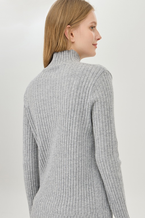 https://img.benettonmall.com/PARTS/KB/24F/BAKPF2461MG_MB_D3.jpg