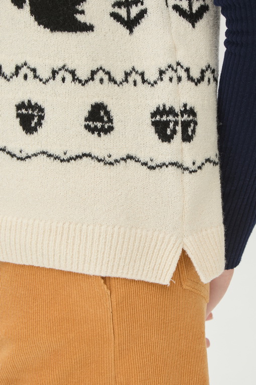 https://img.benettonmall.com/PARTS/KB/24F/BAKV51461IV_MB_D3.jpg
