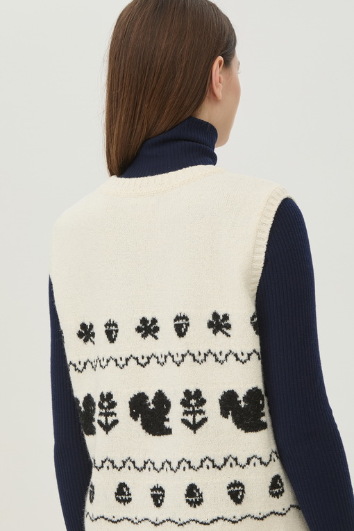 https://img.benettonmall.com/PARTS/KB/24F/BAKV51461IV_MB_D4.jpg