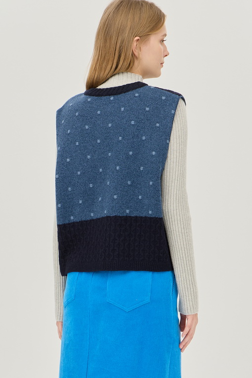https://img.benettonmall.com/PARTS/KB/24F/BAKV52461BL_MB_D1.jpg