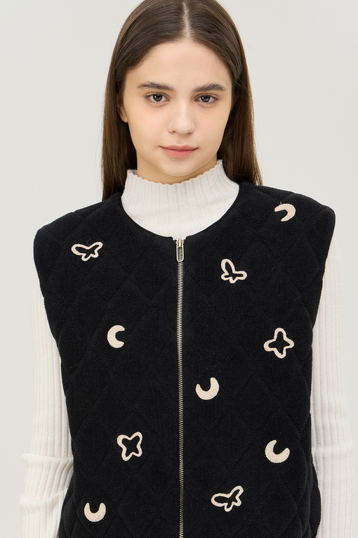 https://img.benettonmall.com/PARTS/KB/24F/BAKV56461BK_MB_D2.jpg