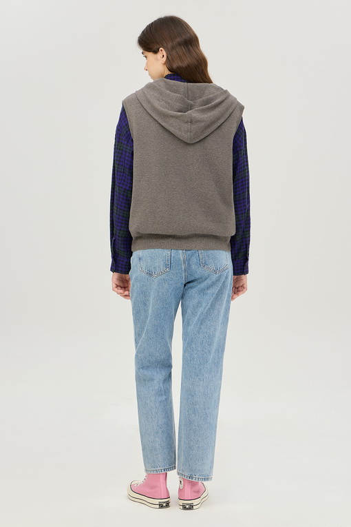 https://img.benettonmall.com/PARTS/KB/24F/BAKV57461GR_MB_D1.jpg