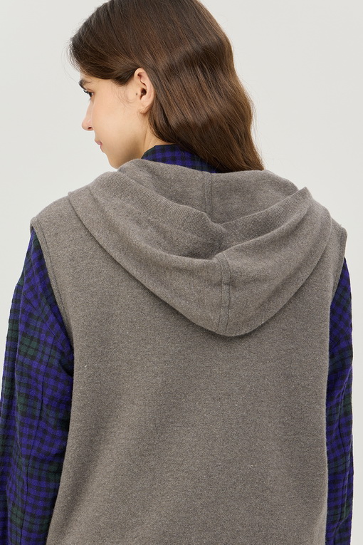 https://img.benettonmall.com/PARTS/KB/24F/BAKV57461GR_MB_D3.jpg