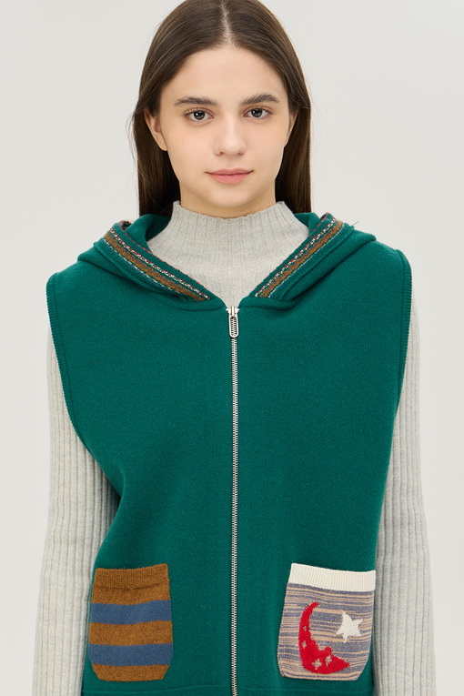 https://img.benettonmall.com/PARTS/KB/24F/BAKV59461GN_MB_D2.jpg