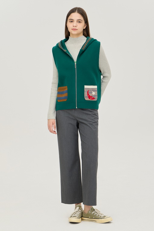 https://img.benettonmall.com/PARTS/KB/24F/BAKV59461GN_MB_D5.jpg