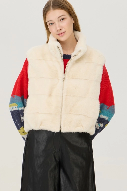 https://img.benettonmall.com/PARTS/KB/24F/BALE52461IV_MB.jpg