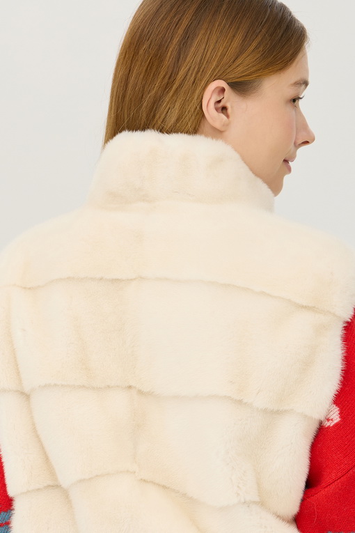 https://img.benettonmall.com/PARTS/KB/24F/BALE52461IV_MB_D3.jpg