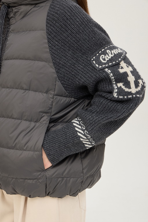 https://img.benettonmall.com/PARTS/KB/24F/BAPD56461DG_MB_D4.jpg