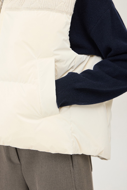 https://img.benettonmall.com/PARTS/KB/24F/BAPD61461IV_MB_D4.jpg