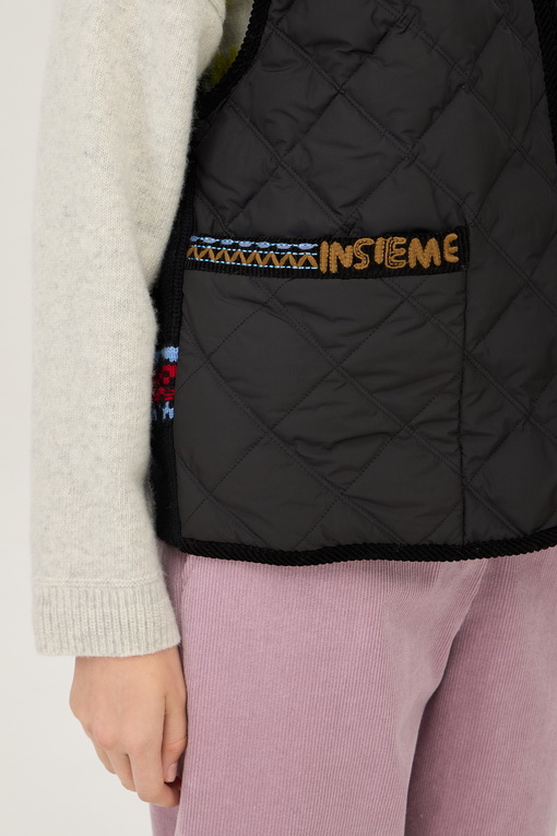 https://img.benettonmall.com/PARTS/KB/24F/BAPD64461BK_MB_D4.jpg