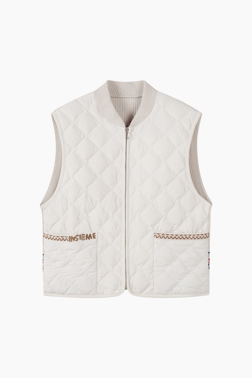 https://img.benettonmall.com/PARTS/KB/24F/BAPD64461IV_MB_D10.jpg
