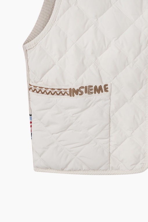 https://img.benettonmall.com/PARTS/KB/24F/BAPD64461IV_MB_D13.jpg