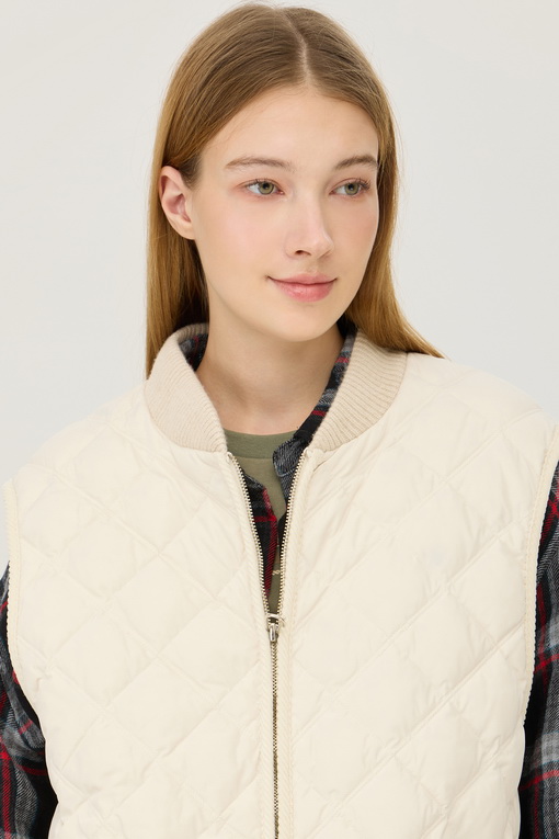 https://img.benettonmall.com/PARTS/KB/24F/BAPD64461IV_MB_D2.jpg