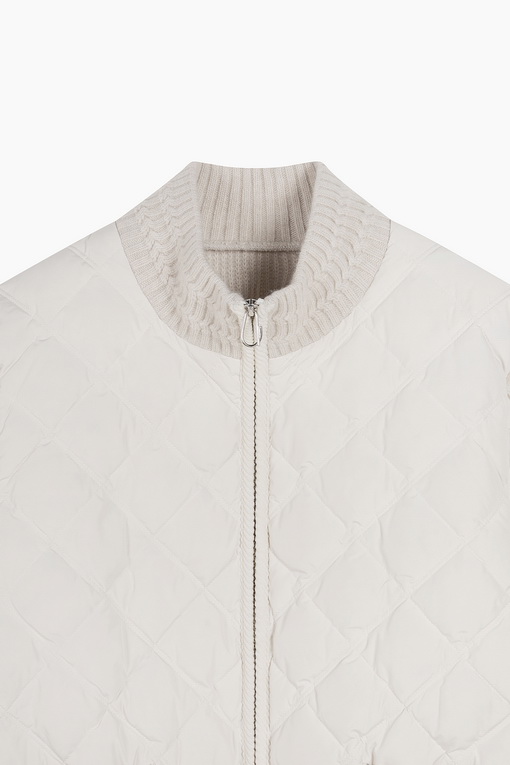 https://img.benettonmall.com/PARTS/KB/24F/BAPD66461IV_MB_D12.jpg