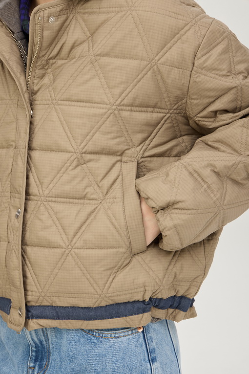 https://img.benettonmall.com/PARTS/KB/24F/BAPD68461BG_MB_D4.jpg