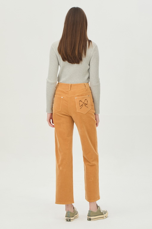 https://img.benettonmall.com/PARTS/KB/24F/BAPT50461CA_MB_D1.jpg