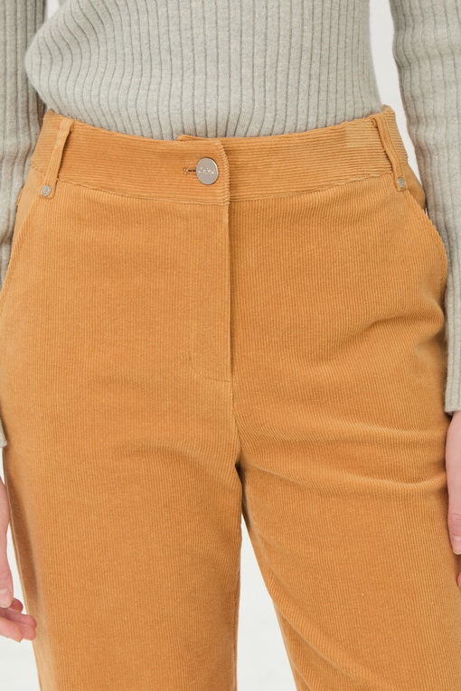 https://img.benettonmall.com/PARTS/KB/24F/BAPT50461CA_MB_D2.jpg
