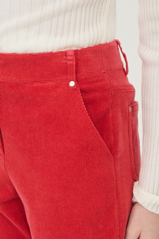 https://img.benettonmall.com/PARTS/KB/24F/BAPT50461RD_MB_D3.jpg