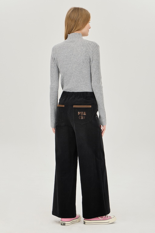 https://img.benettonmall.com/PARTS/KB/24F/BAPT54461BK_MB_D1.jpg