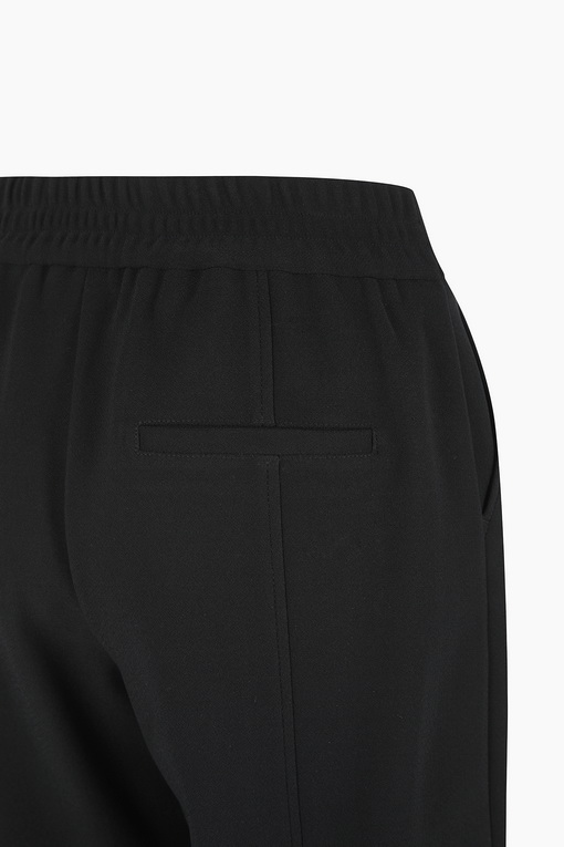 https://img.benettonmall.com/PARTS/KB/24F/BAPT55461BK_MB_D13.jpg