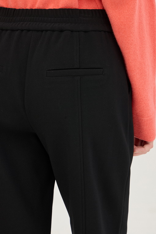 https://img.benettonmall.com/PARTS/KB/24F/BAPT55461BK_MB_D4.jpg