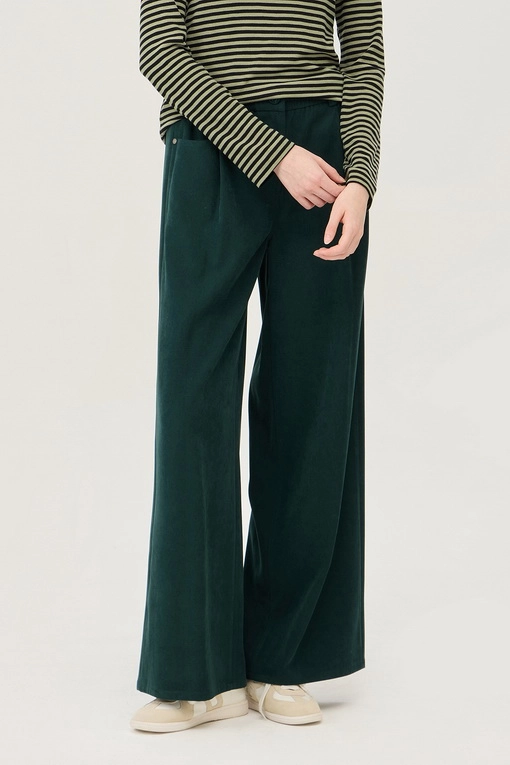 https://img.benettonmall.com/PARTS/KB/24F/BAPT57461GN_MB.jpg