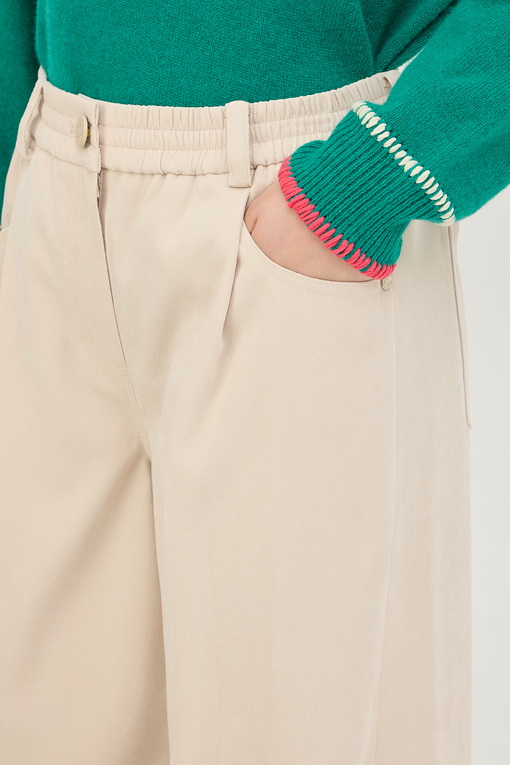 https://img.benettonmall.com/PARTS/KB/24F/BAPT57461IV_MB_D3.jpg