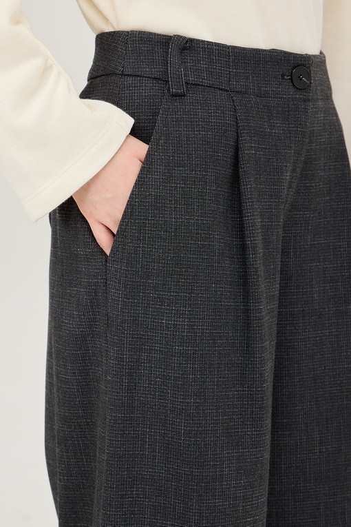 https://img.benettonmall.com/PARTS/KB/24F/BAPT60461GR_MB_D3.jpg