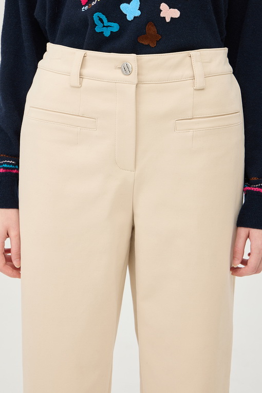 https://img.benettonmall.com/PARTS/KB/24F/BAPT61461IV_MB_D2.jpg