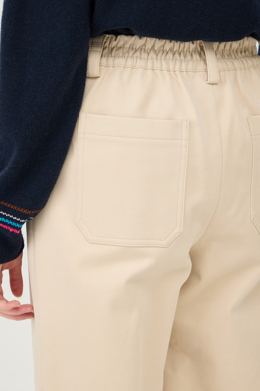 https://img.benettonmall.com/PARTS/KB/24F/BAPT61461IV_MB_D4.jpg