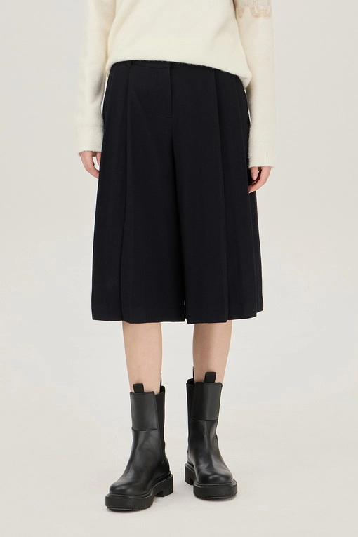 https://img.benettonmall.com/PARTS/KB/24F/BAPT66461DN_MB.jpg