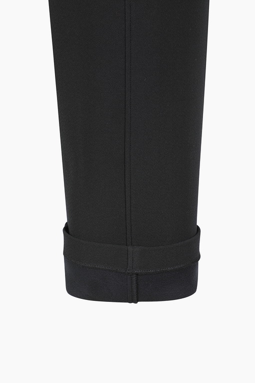 https://img.benettonmall.com/PARTS/KB/24F/BAPT67461BK_MB_D13.jpg