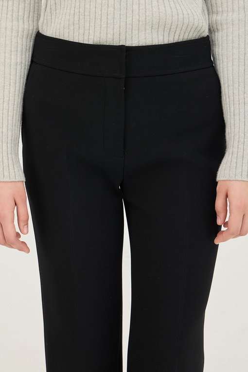 https://img.benettonmall.com/PARTS/KB/24F/BAPT67461BK_MB_D2.jpg