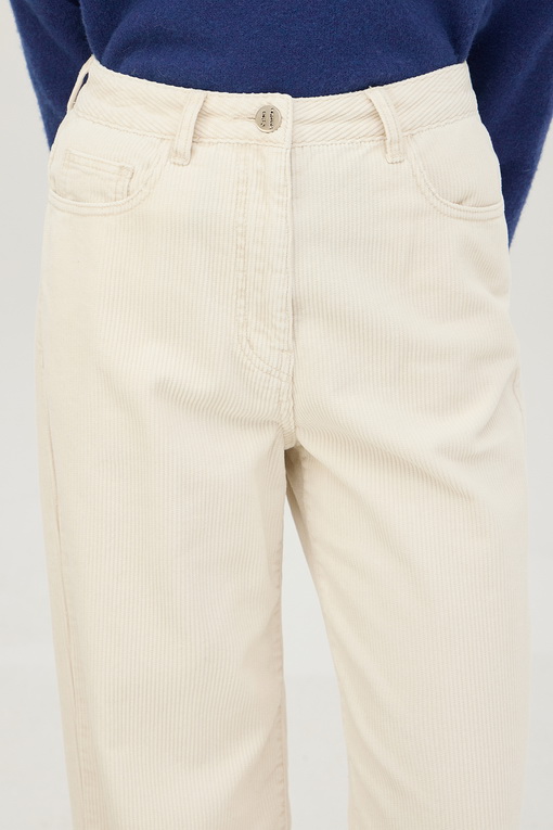 https://img.benettonmall.com/PARTS/KB/24F/BAPT68461IV_MB_D2.jpg