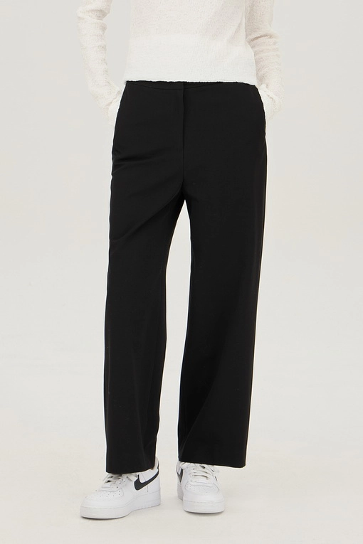 https://img.benettonmall.com/PARTS/KB/24F/BAPT92461BK_MB.jpg