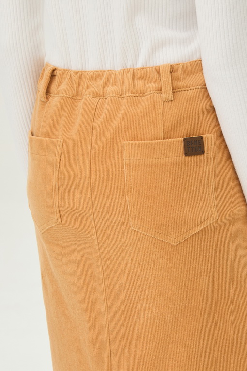 https://img.benettonmall.com/PARTS/KB/24F/BASK51461CA_MB_D3.jpg