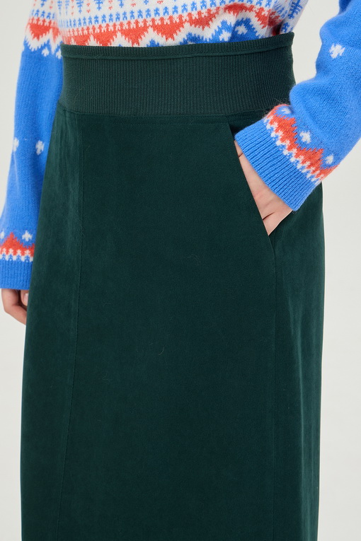 https://img.benettonmall.com/PARTS/KB/24F/BASK53461GN_MB_D2.jpg